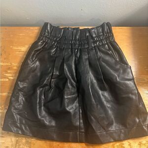 Girls skirts bundle of 4 size 6/7 EUC